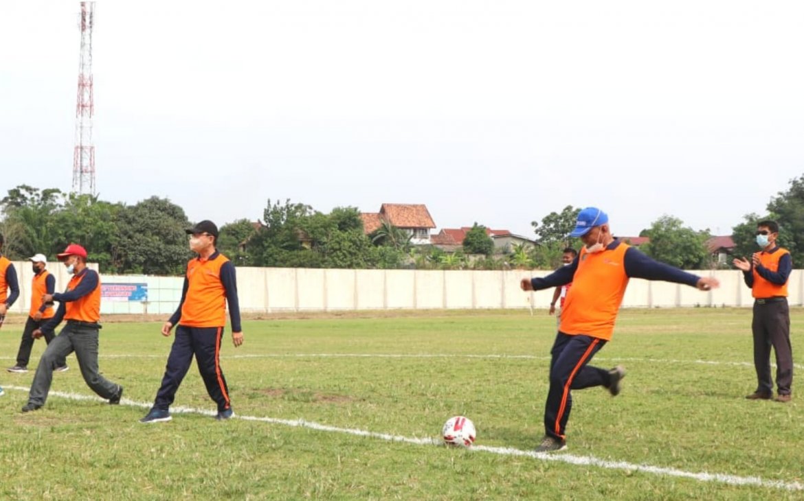Asisten Perekobang Buka Kompetisi Sepak Bola U-20 Tingkat Kabupaten Muara Enim